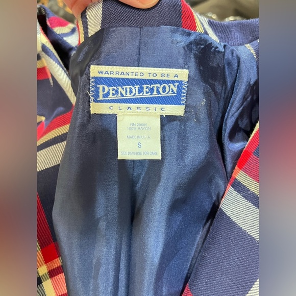 PENDLETON Classic Navy, red and white‎ plaid single button blazer size S. - Picture 9 of 12